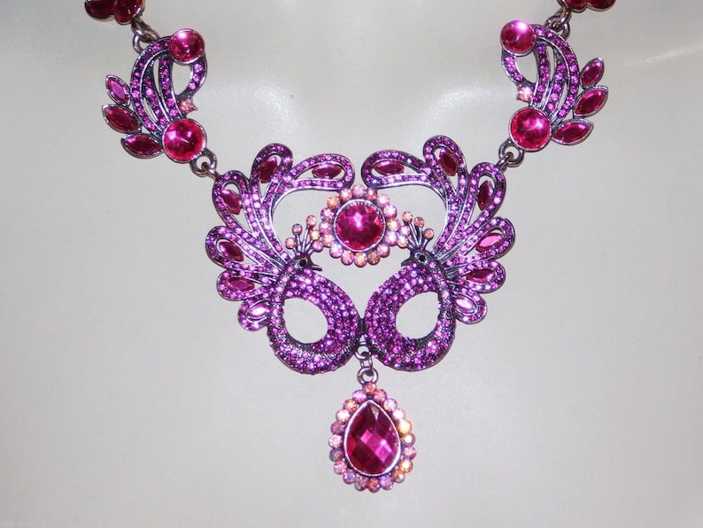 Pretty as a Peacock fuchsia rhinestone crystal necklace and earring set