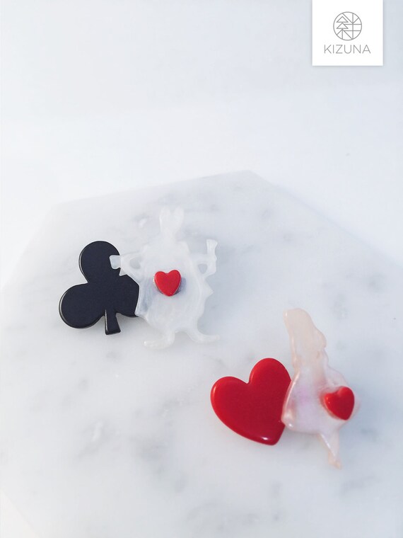 Alice in wonderland brooch best sale