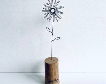 Wire Aster Flower on Waxed Driftwood. Driftwood art. Wire Art. Valentines Day. Mothers Day. Flower Art. Wire Flowers.