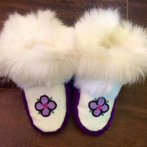 Métis Baby Toddler Moccasins // 12- 18 Month Handmade Authentic Native Michif Moccasins // Grandchild Gift