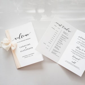 Wedding Weekend Itinerary, Welcome Bag Information about What to Do for Guests, Timeline of Events, Destination Schedule Booklet, SN029_WW