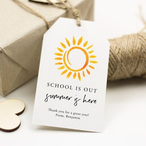 School is out Summer is here Gift Tags, End of School Favor Tags, Sun End of School Year Tag, Thank you for a great year Gift Tag, SN033_SOT