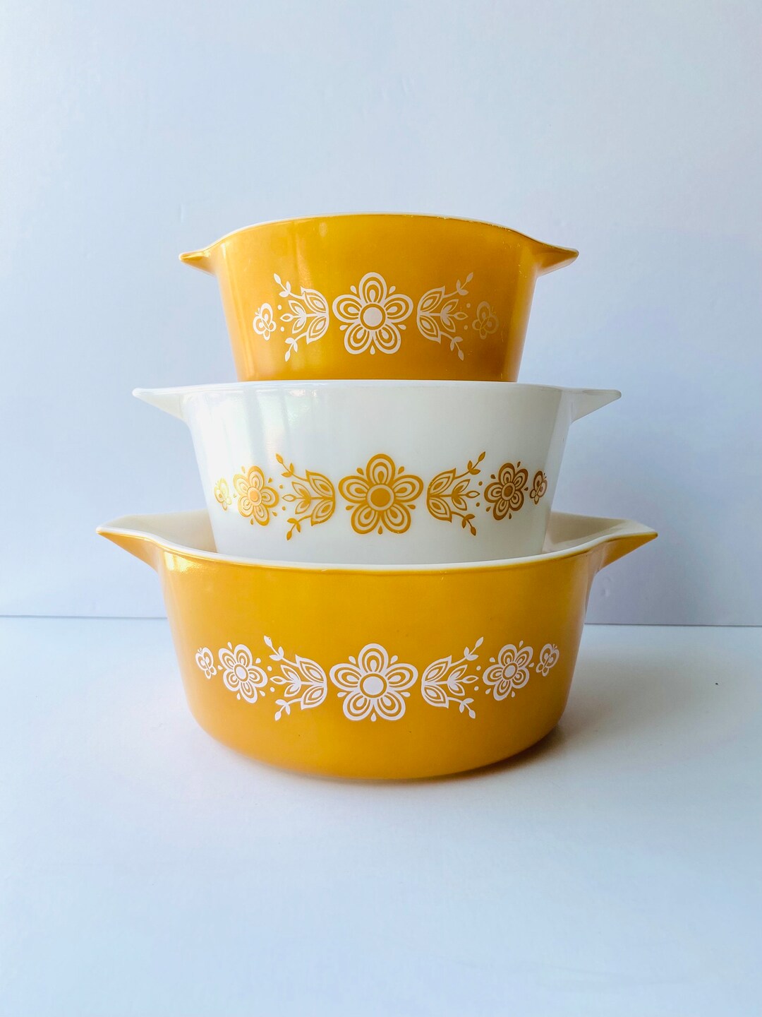 Pyrex Butterfly Gold Cinderella Casserole Dish Set of 3. - Etsy