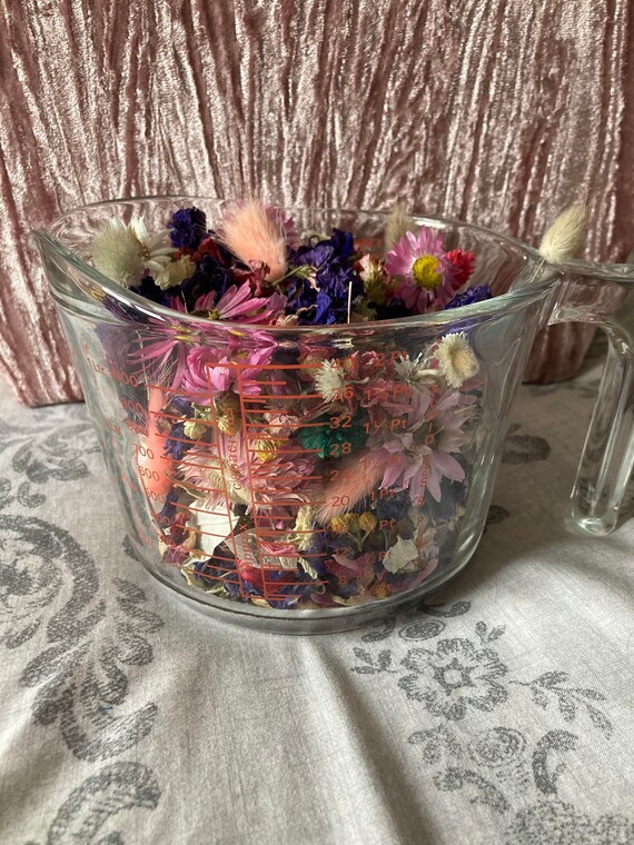 Dried flowers for candles : r/candlemaking