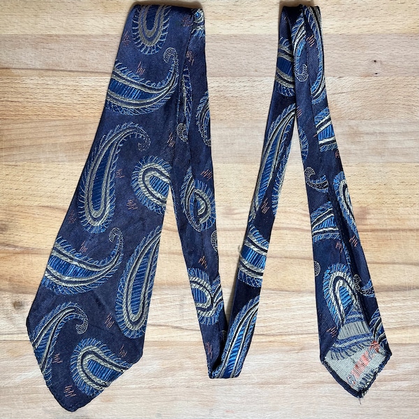 1930s Blue Paisley Brocade Tie