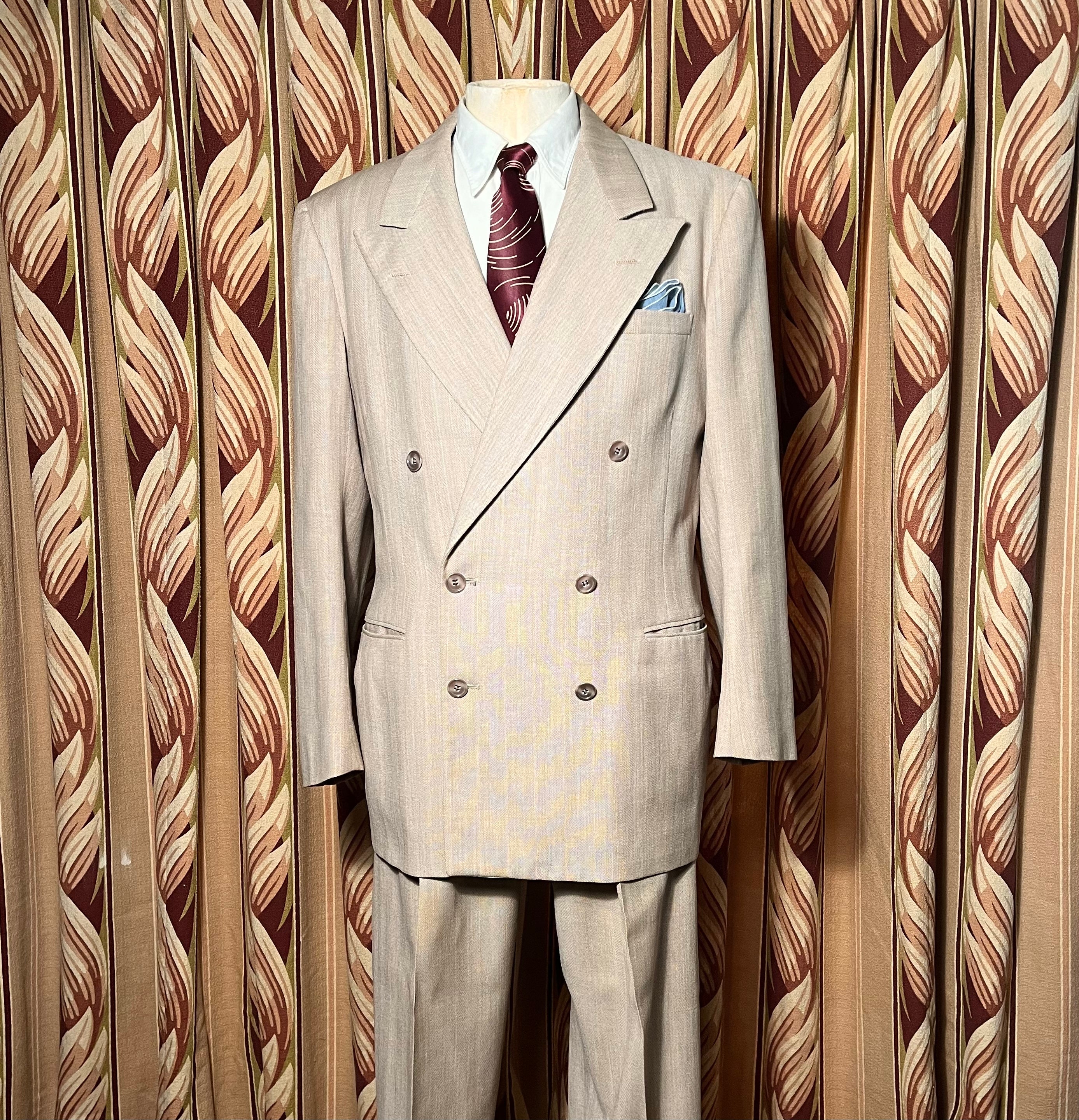 Real Vintage Search Engine 1940S 1950S Size 40 42 RL Beige Blue Pinstripe Suit Size $382.50 AT vintagedancer.com
