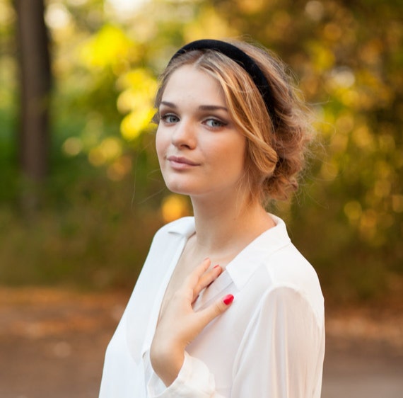 Black Velvet Headband, Classic Padded Headband, Teen Girl  display picture 3