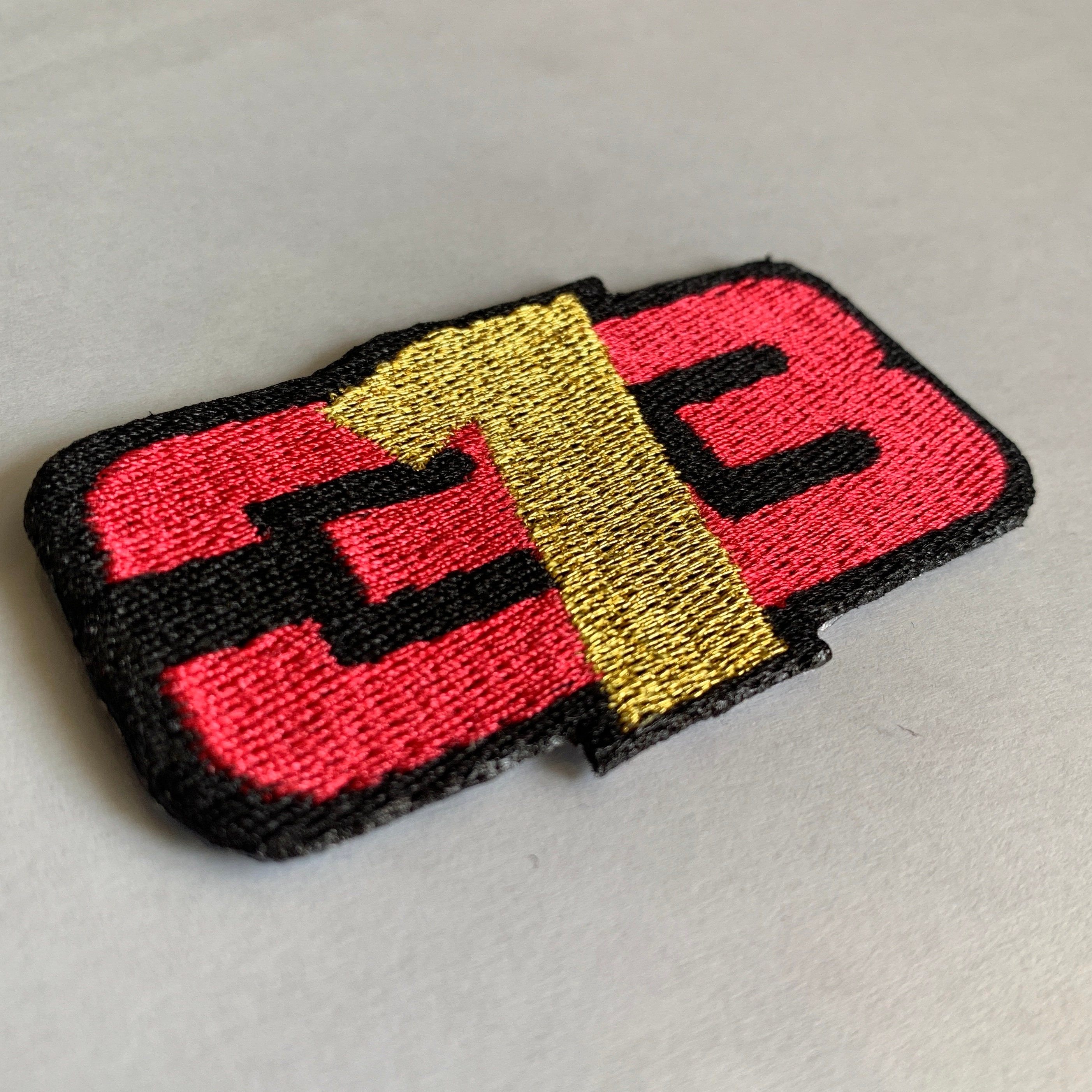 Max Verstappen World Champion '33' Gold '1' Slanted Number Iron-on ...