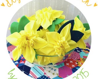 DIY fabric or felt Daffodil sewing pattern