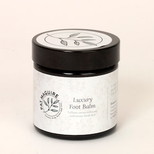 Natural luxury aromatherapy foot balm A rich moisturiser to help prevent sore dry cracked feet. Gentle soothing handmade skincare.