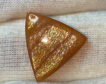 7.25 Cts Natural Rainbow Lattice Sunstone Gemstone for Jewelry making 16x16x4 MM