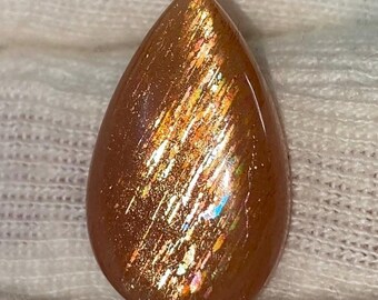 8.95 Cts Natural Rainbow Lattice Sunstone Gemstone for Jewelry making 20x12x4 MM