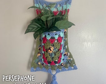 Persephone Homecoming Crochet Plant Wall Hanger