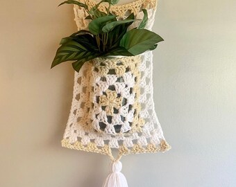 Custom Two-toned Crochet Plant Wall Hanger
