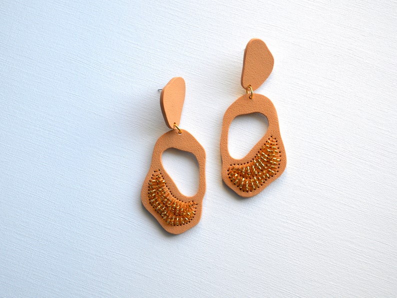 Sparkly statement earrings in organic shapes Handcrafted large earrings embroidered in beads image 9