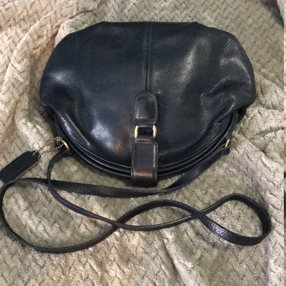 Vintage Coach Laurel Clamshell Shoulder Bag Navy … - image 2