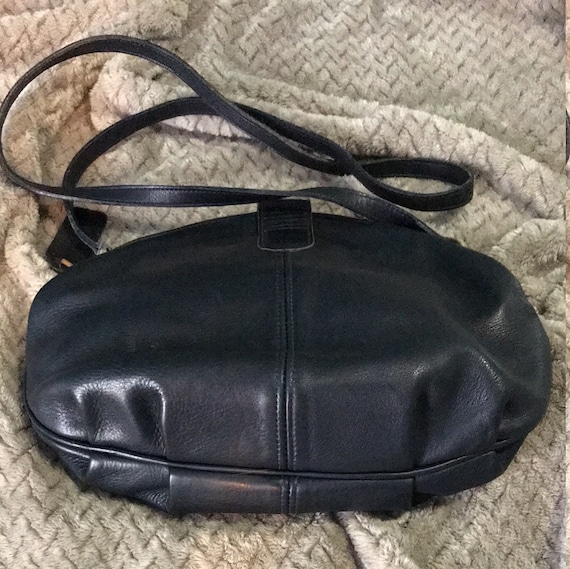 Vintage Coach Laurel Clamshell Shoulder Bag Navy … - image 4