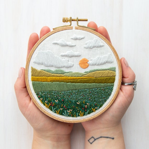 風景刺繍パターン 4 パターンのセット。初心者と上級者向けの刺繍