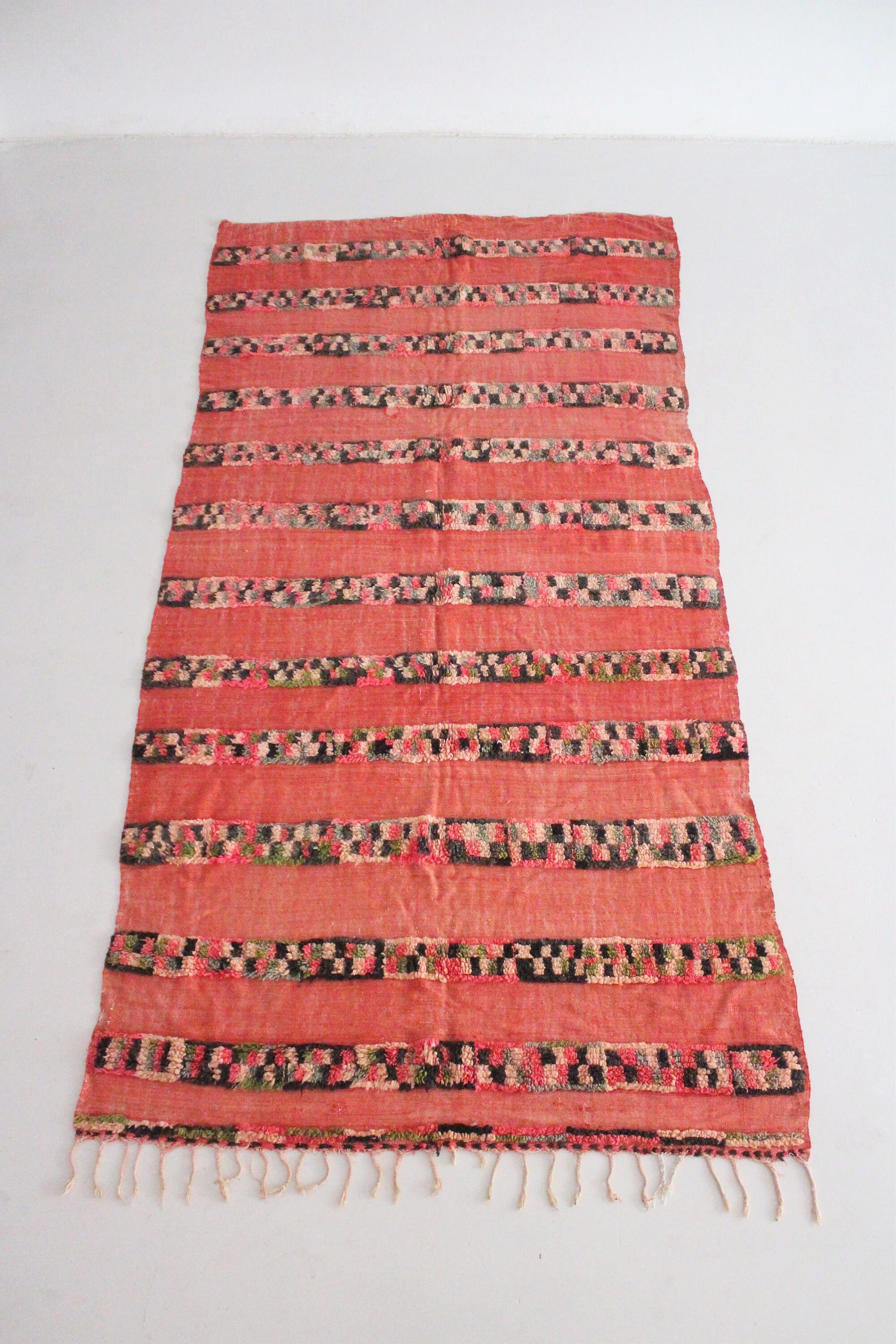 Vintage Moroccan Tufted Kilim THE CUBIST 5 Ft 5 X 11 Ft 4