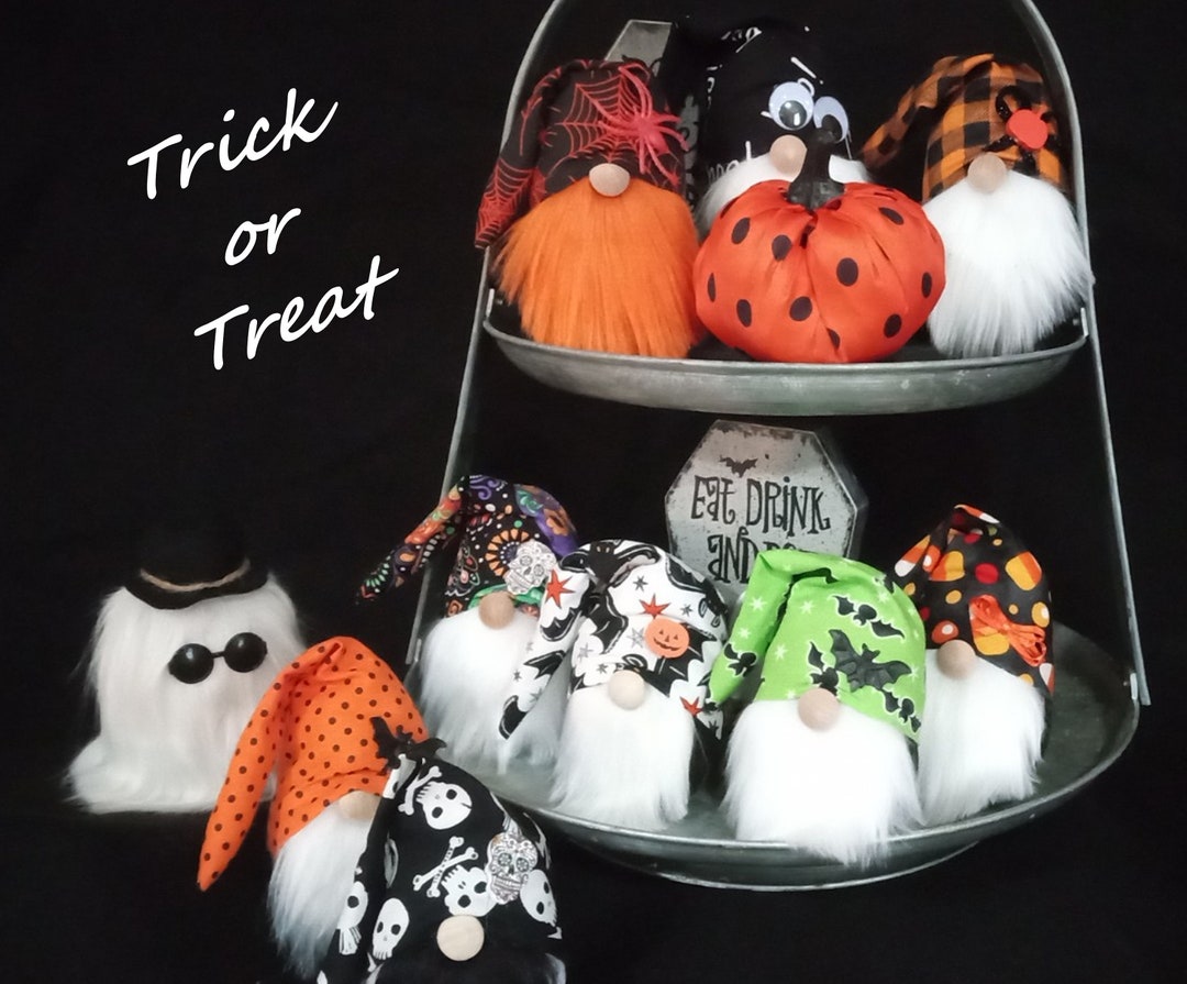 Halloween Tiny Tiered Tray Gnomes - Etsy