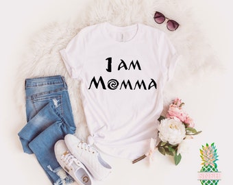 I am momma! Moana shirt for mom is great for a Moana birthday party and as Disney shirt for mom! Funny mom birthday shirt for Moana party!