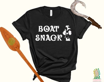 Boat Snack! Moana shirt for Disney vacation or Moana birthday shirt! Funny Hei Hei shirt is great Moana birthday gift or Disney Moana shirt