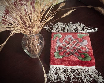 Chinese Silk Rug Mat - Endless Knot - Stocking Stuffer, Hostess Gift, Present