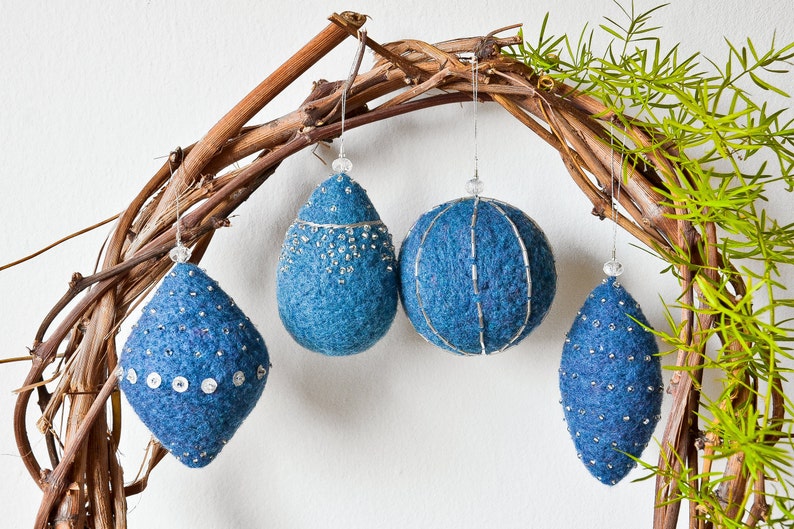 Set of 4_Handmade Felt Christmas Ornament_Blue & Gold/Silver image 2