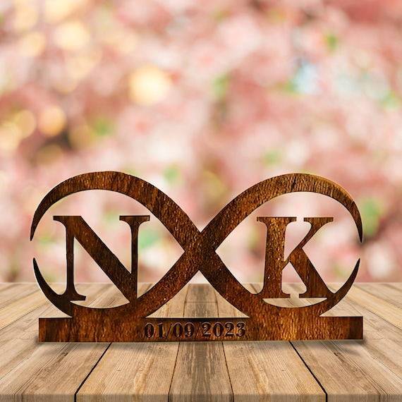 Eternal Love in Wood: Personalized Infinity Sign With Name