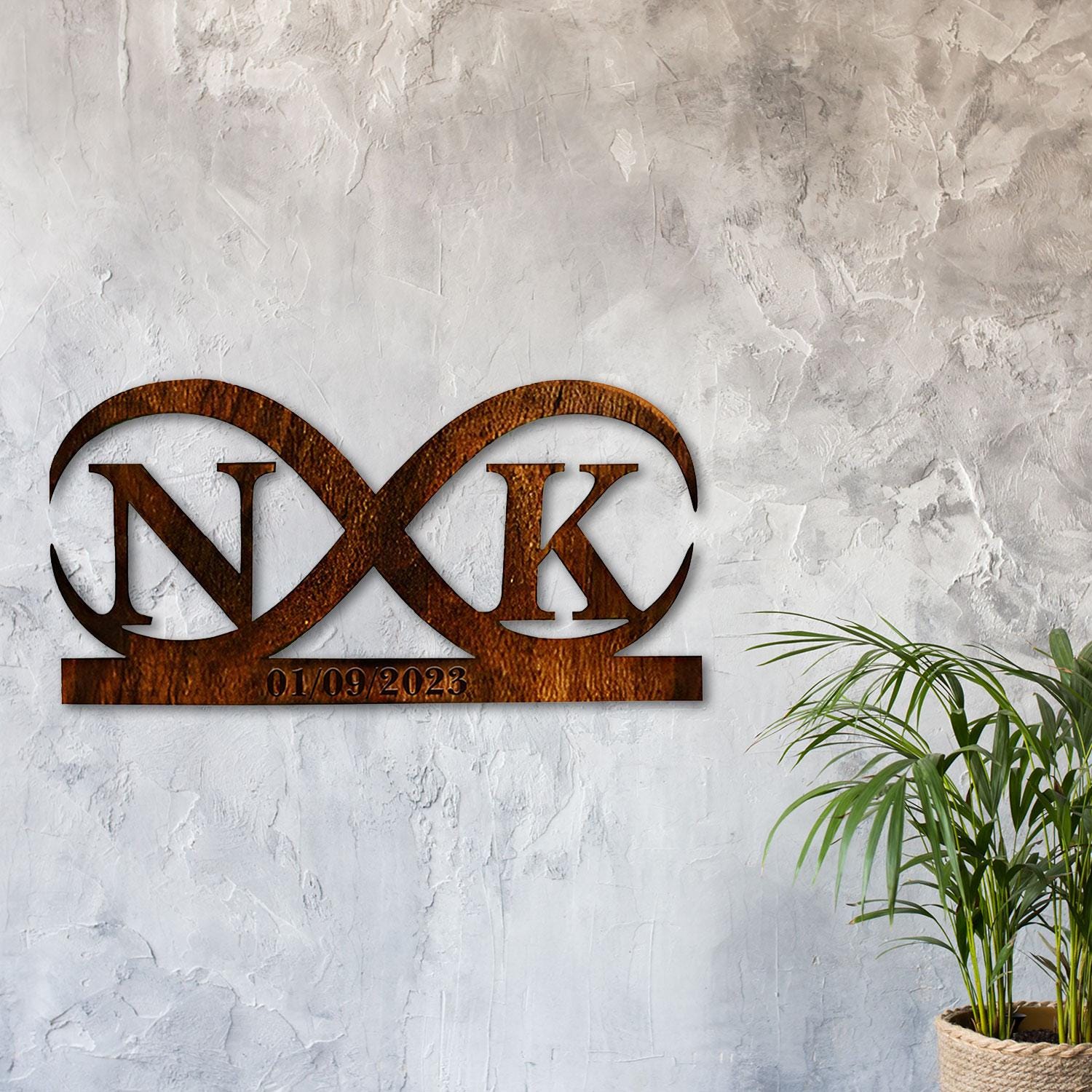 Eternal Love in Wood: Personalized Infinity Sign With Name