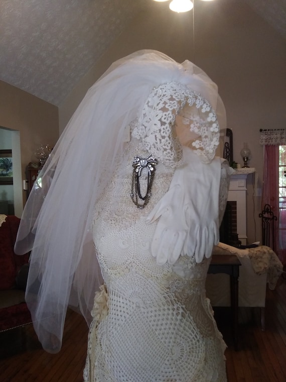 Vintage bridal headpiece Juliet cap and veil - image 10