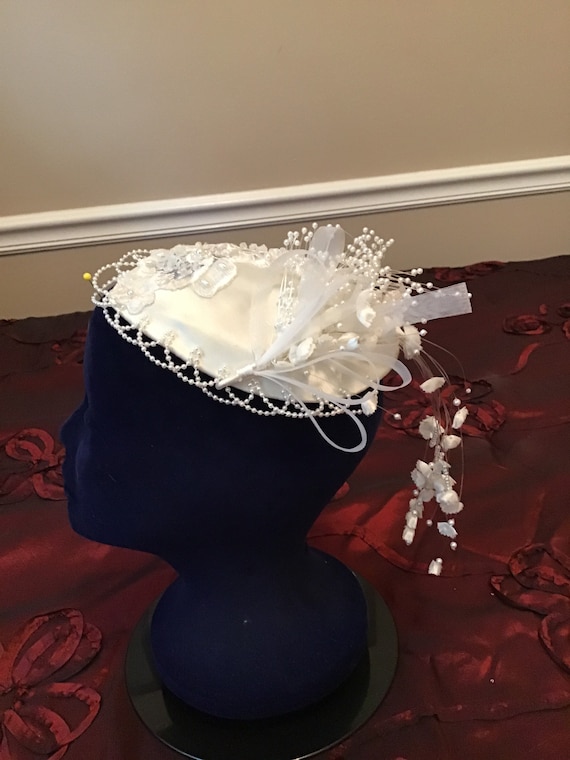 Vintage bridal fascinator