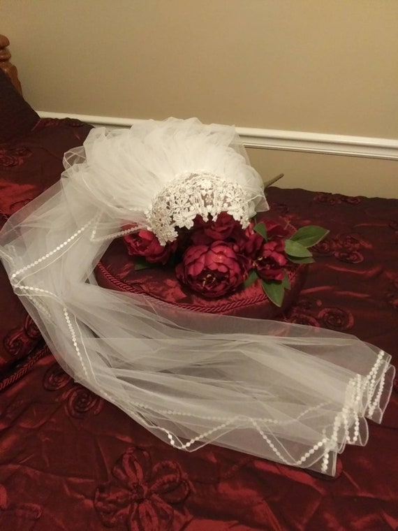 Vintage white bridal headpiece Juliet cap and veil