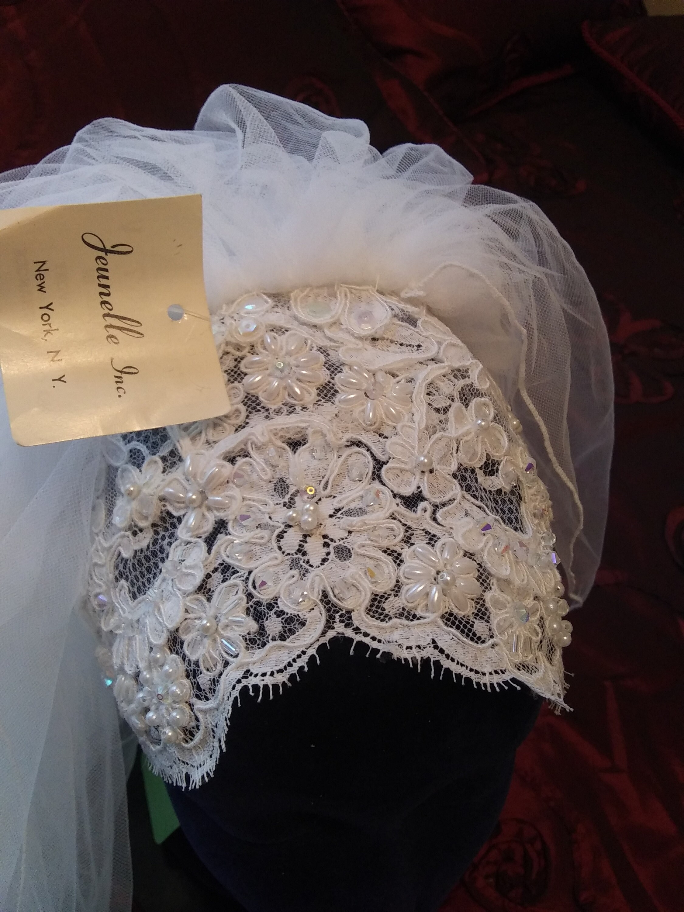 bridal headpiece with veil