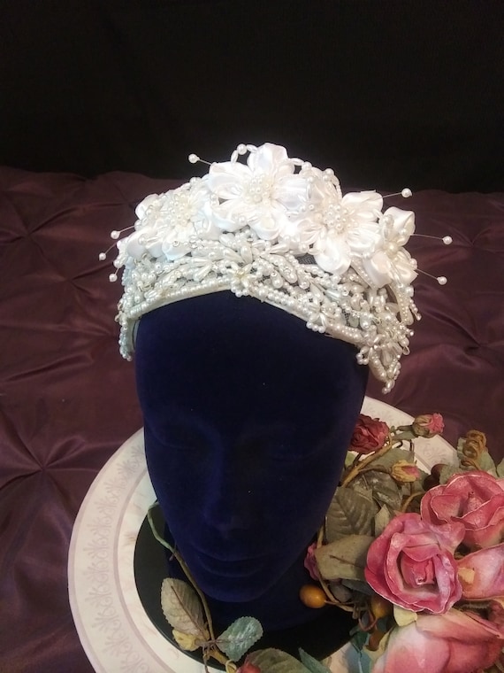 Vintage bridal headpiece, pearl crown, bridal tia… - image 4
