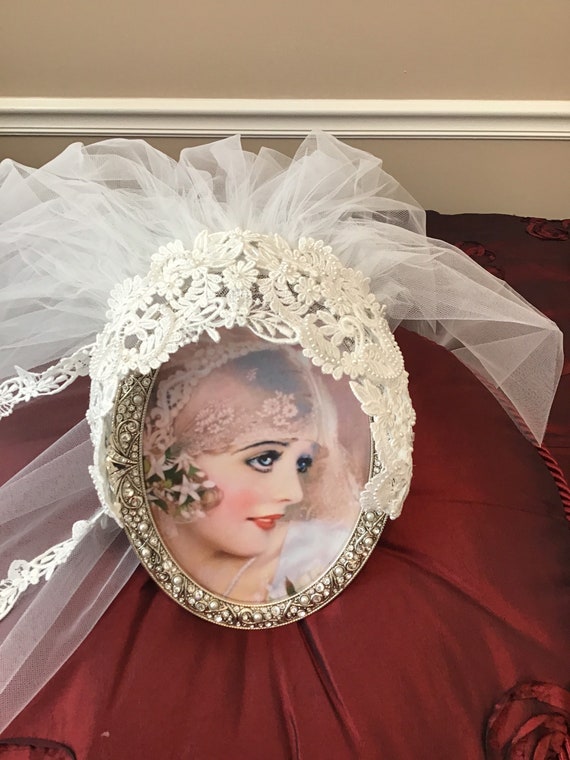 Vintage bridal headpiece Juliet cap and veil
