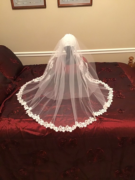 headpiece and veil