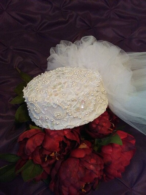Vintage White Bridal Headpiece and Veil, Juliette Cap 