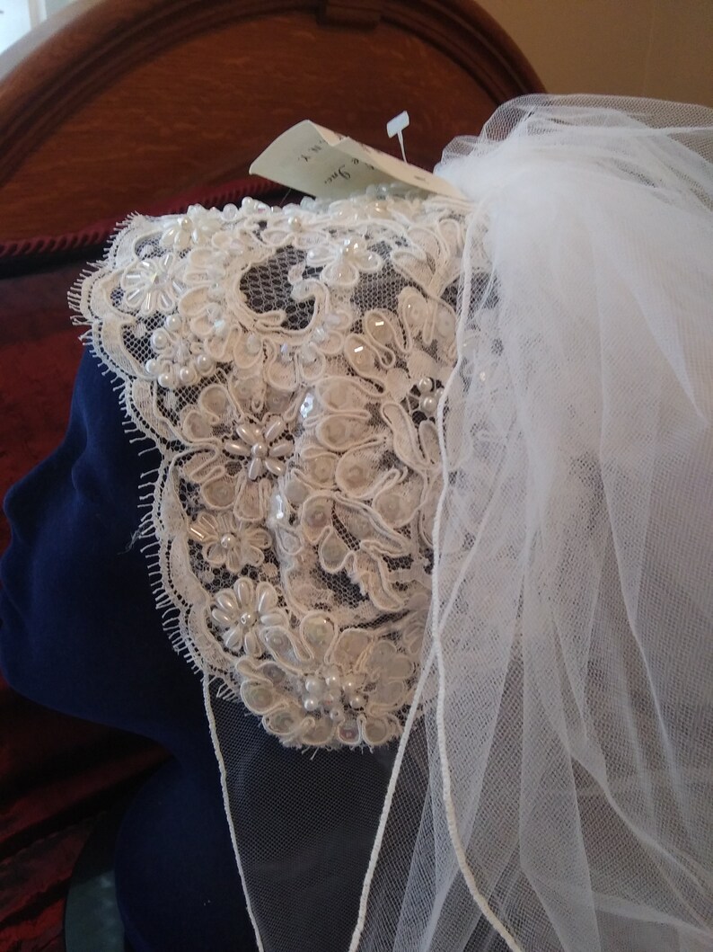 bridal headpiece with veil