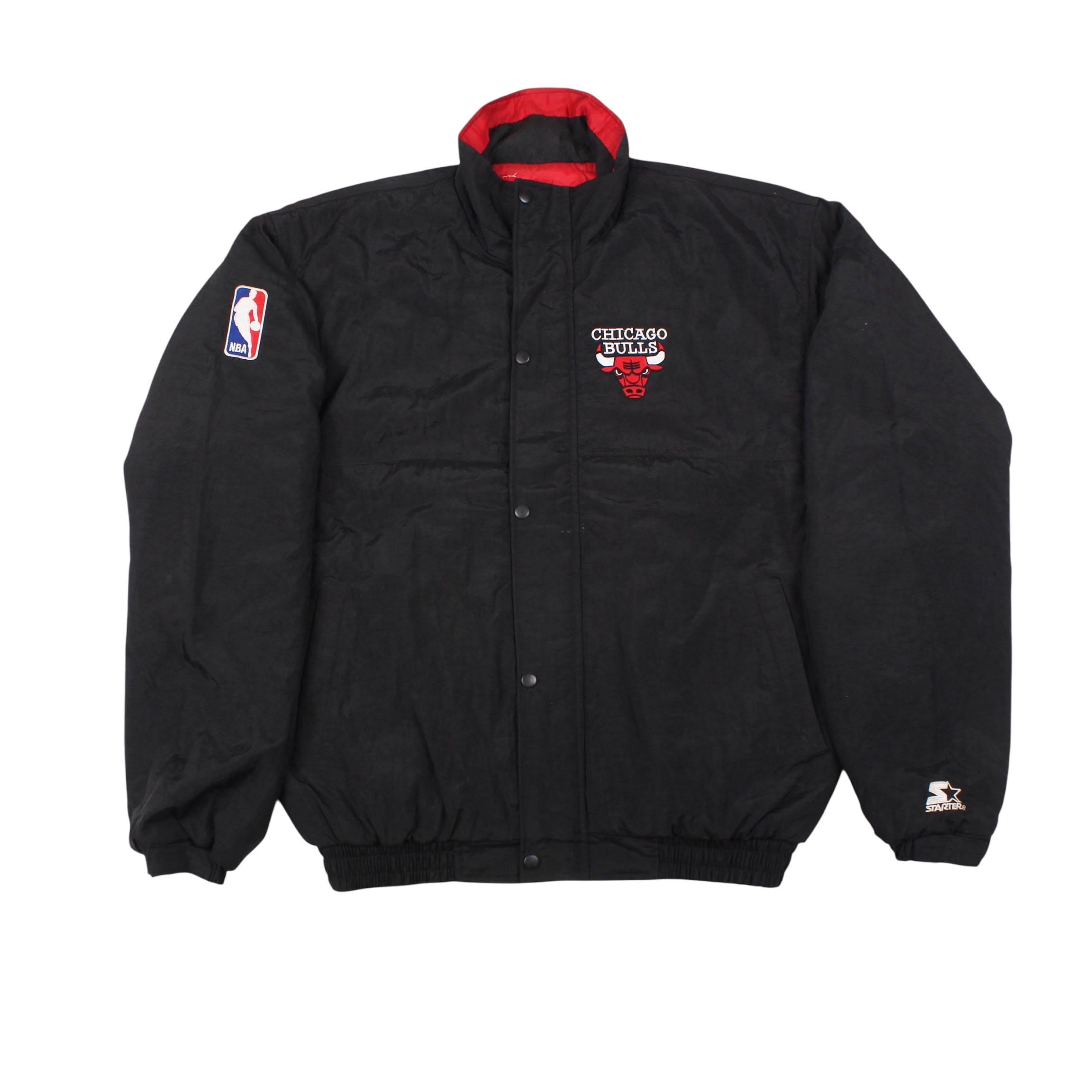 Vintage Starter Chicago Bulls Jacket 90s NBA Big Logo Black Puffy