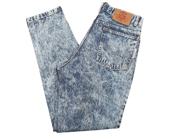 Jean mom taille haute vintage des années 80 : jambe fuselée, taille de 30 po.