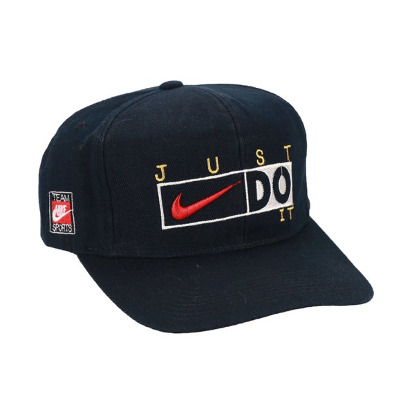 nike big swoosh cap