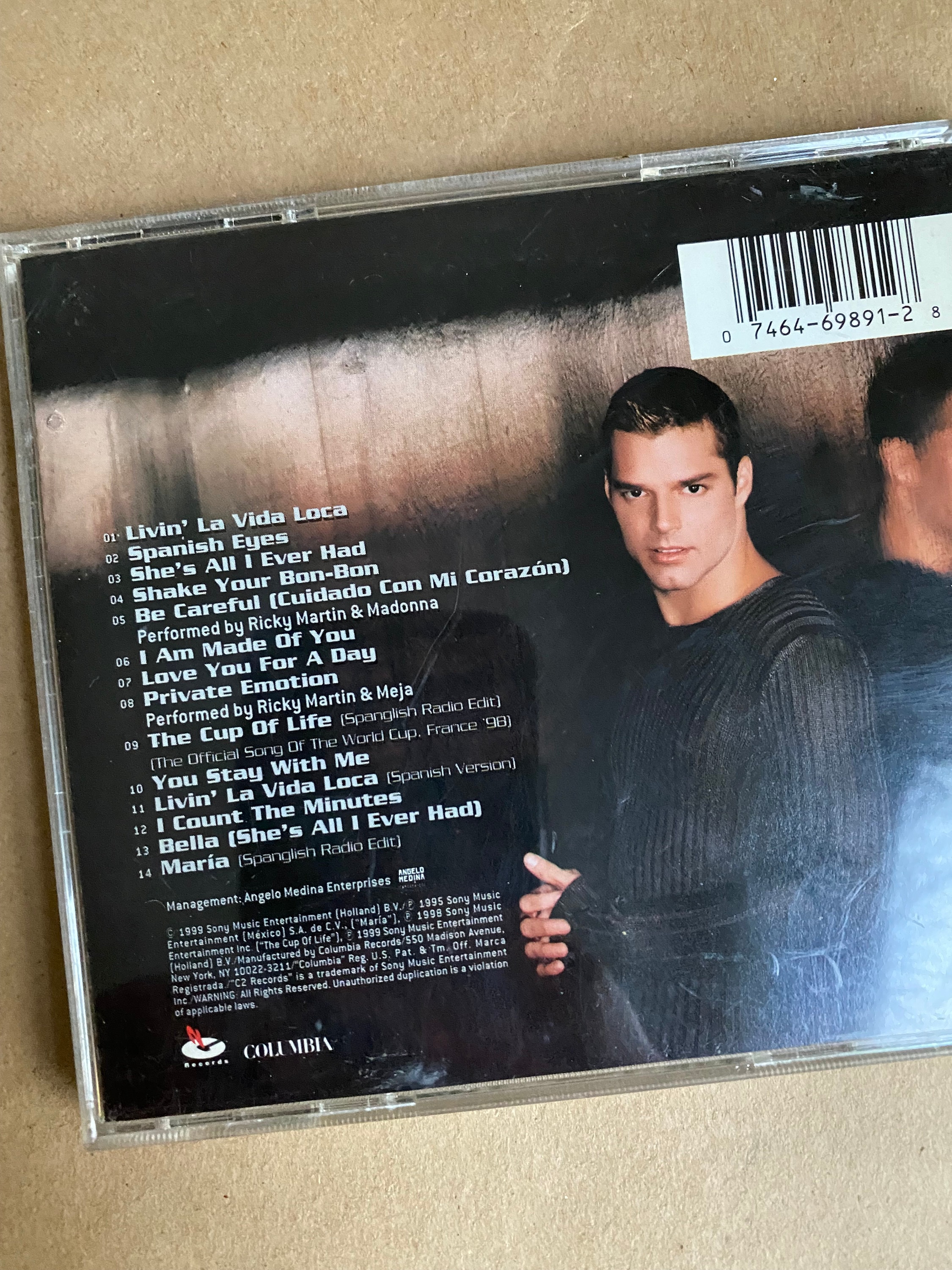 Ricky Martin Music CD UPC 074646989128 1999 Columbia Records Livin