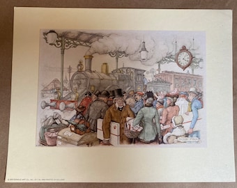 Puede incluir: Una ilustración vintage de una escena de estación de tren con una locomotora de vapor entrando en la estación. La gente está reunida en el andén, algunos llevando equipaje, mientras que otros esperan la llegada del tren. La ilustración está en blanco y negro con un toque de color, y la firma del artista es visible en la esquina inferior derecha.