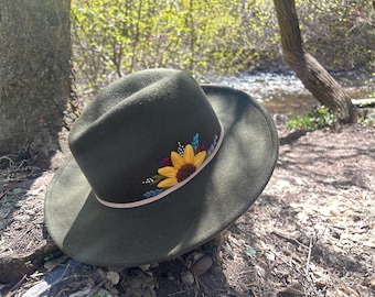 Embroidered Wide Brim Hat