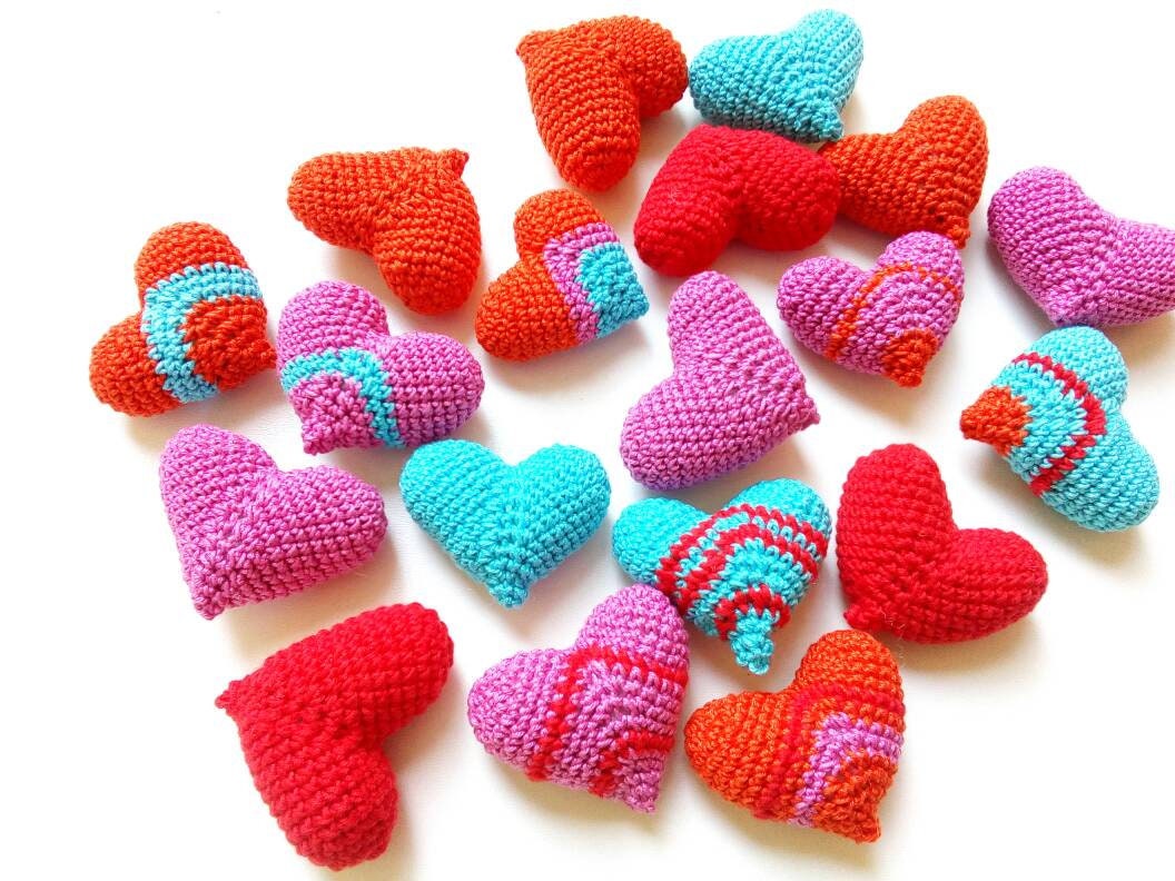 Crochet stuffed hearts set of 20 Wedding party decor Etsy