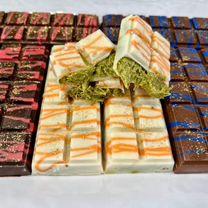 Dubai Chocolate Bar – Gourmet Middle Eastern Chocolate Gift, Luxury Dessert, Travel Inspired Candy Souvenir, Unique International Treat