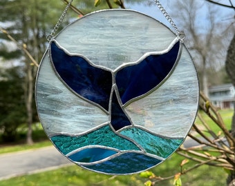 New Item Round Whale Tail With Wave Stained Glass Suncatcher