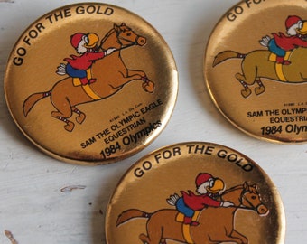 Go For The Gold Sam The Olympic Eagle Equestrian horse Pinback Button Pin L.A. 1984 Olympics