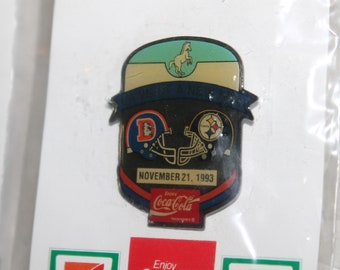 Denver Broncos "Dawn of a New Era" 1993 Lapel Pin Series con 7 Eleven y Coca Cola - Seahawks, Browns, Vikings, Steelers, Chiefs NFL LOT